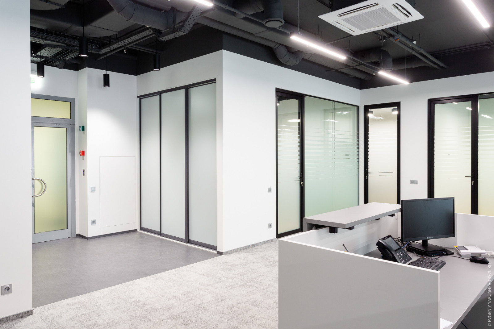 Office in Romanov Dvor Business Center, Moscow