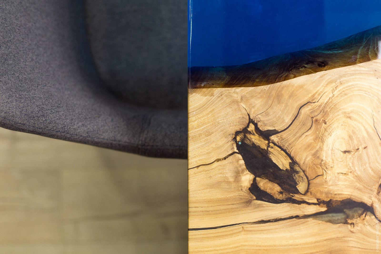 Office in Neo-Geo Business Center