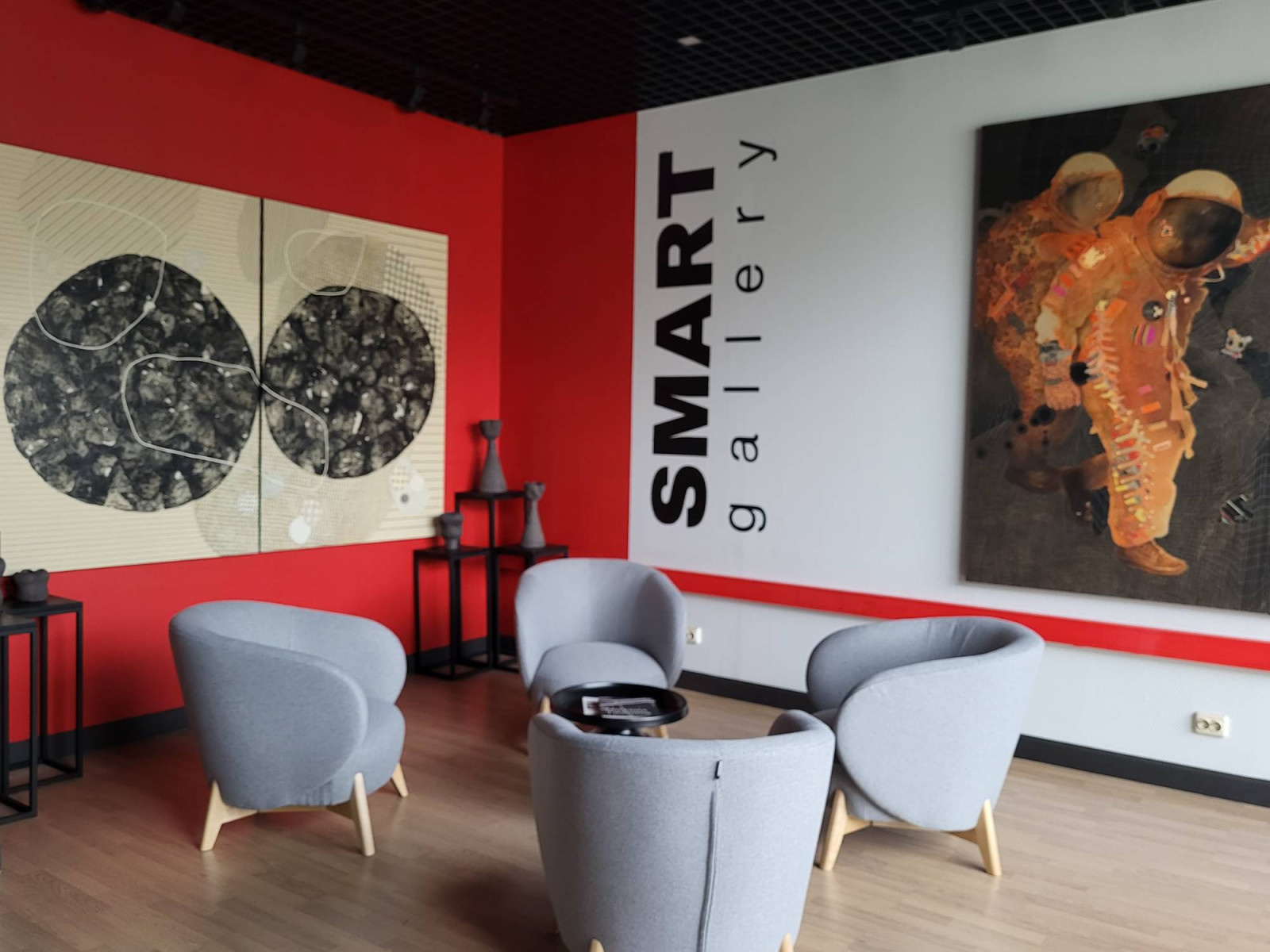 Шоурум галереи SMART на Кутузовском проспекте, 36
