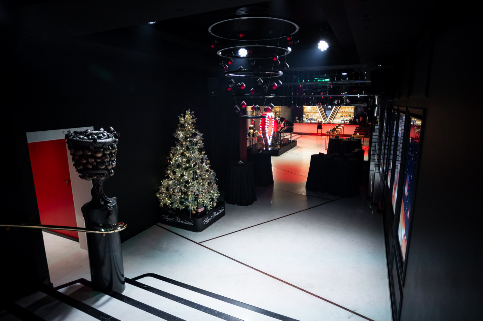 «Театр-кабаре Crave Theatre Moscow»