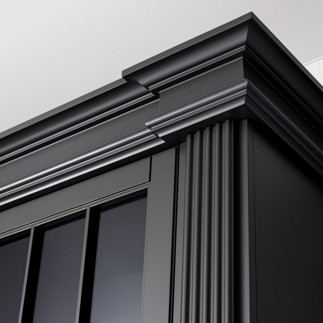 Витрина цвета графит из крашеного МДФ