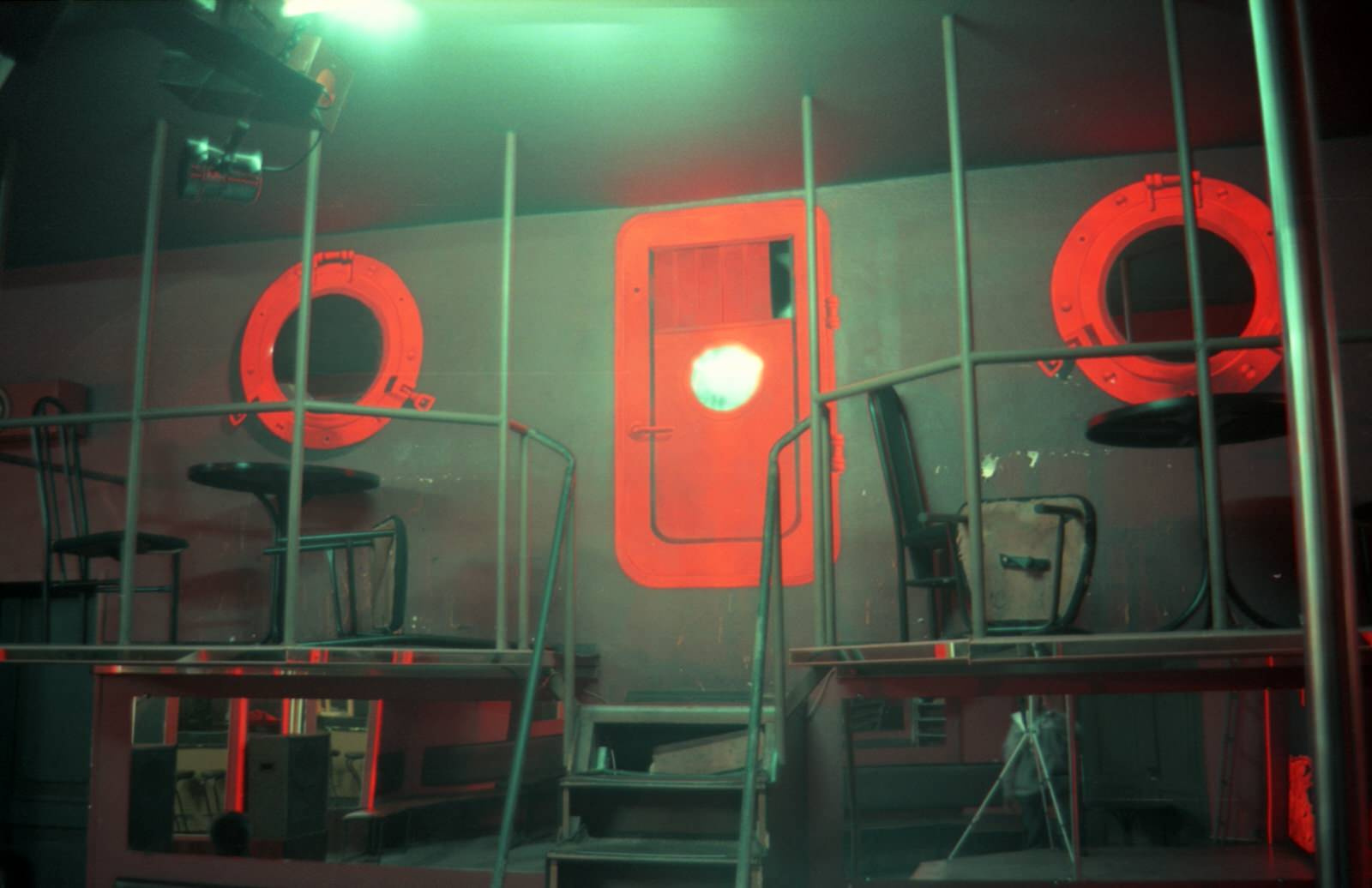 Светящиеся интерьеры ночного клуба Classic