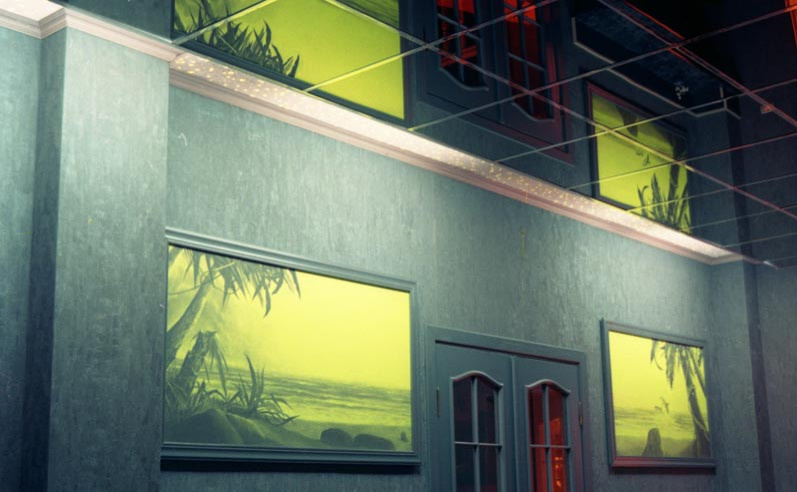 Светящиеся картины для интерьера ночного клуба Bliss. 2001 год