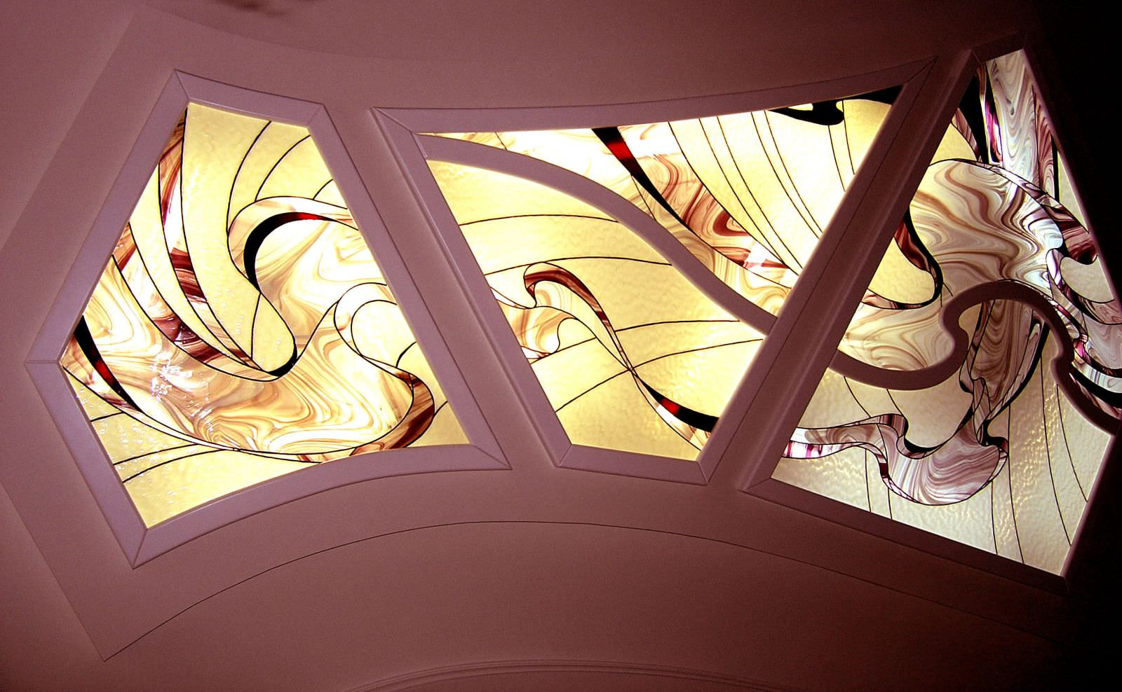 Обложка проекта: Потолочный витраж ТИФФАНИ