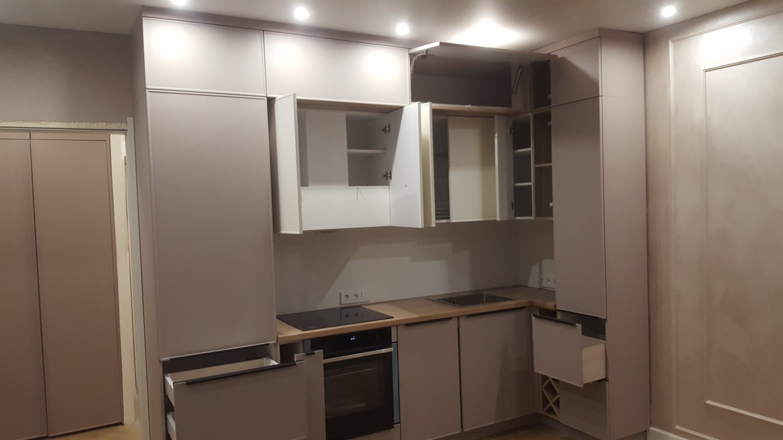 01 Кухня в современном стиле, эмаль