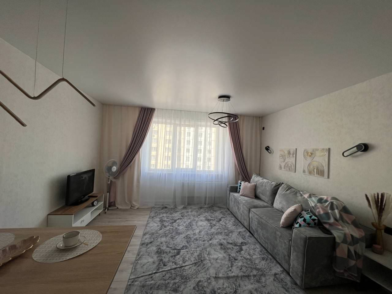 Квартира студия 37кв.м.