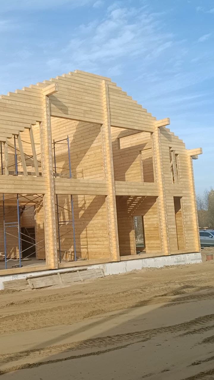 Двухэтажный дом из клееного бруса