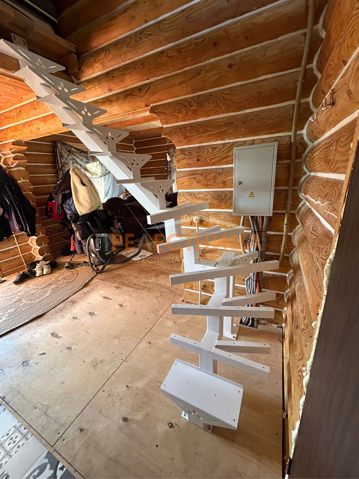 Металлический каркас лестницы серии Ассоль от "Прелестница"