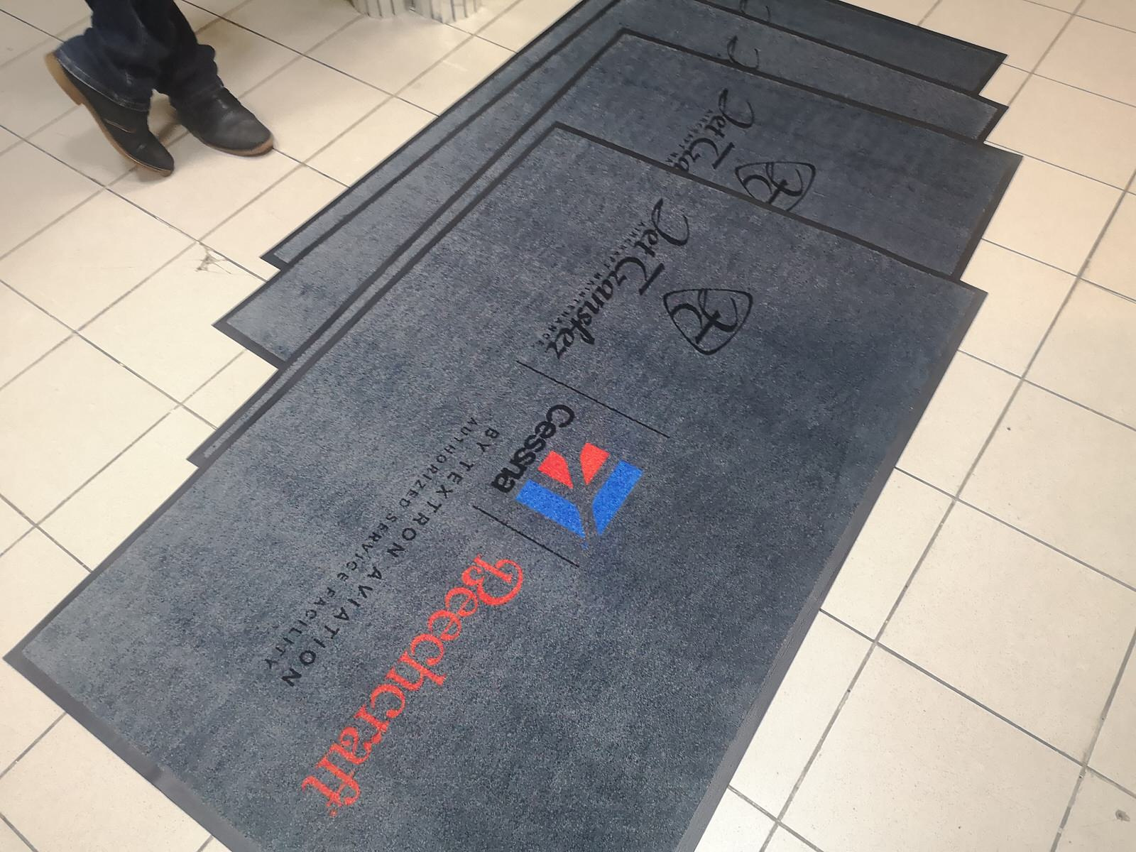 Входные ковры с индивидуальным дизайном