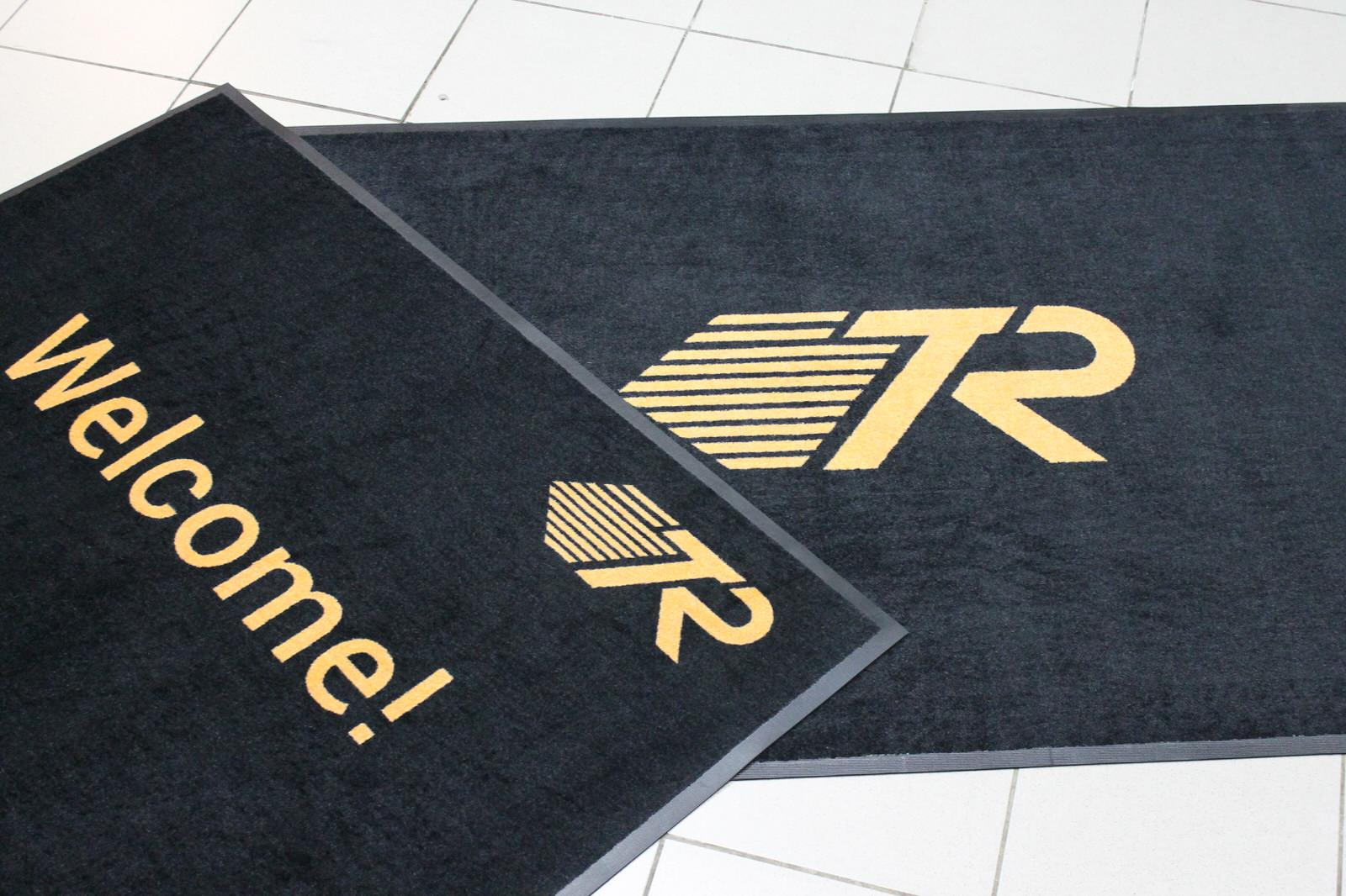 Входные ковры с индивидуальным дизайном