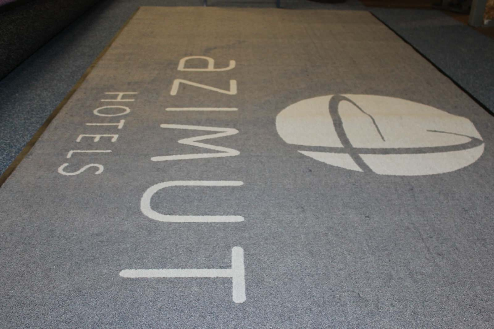 Входные ковры с индивидуальным дизайном