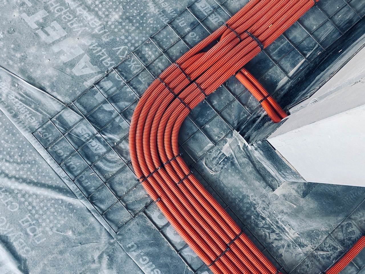 ЖК EVER электромонтаж в 2-х комнатной квартире 68m2