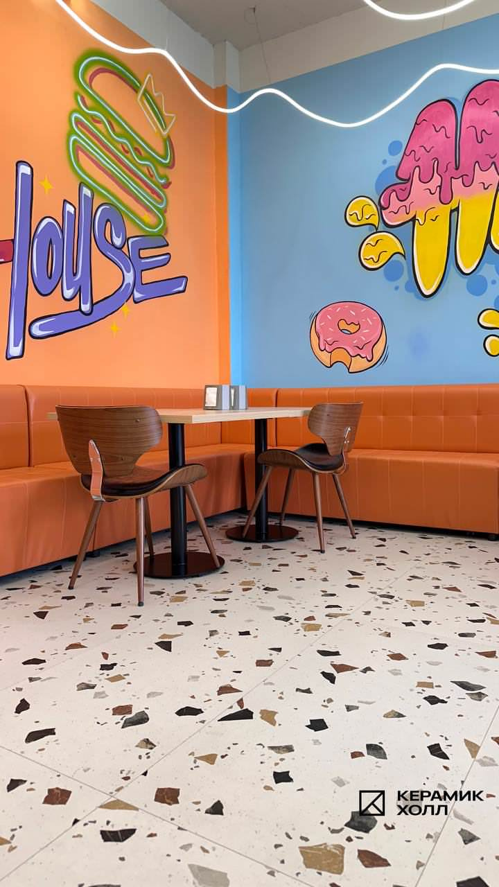 Ресторан "Мак Хаус" в высотках "Грозный Сити"