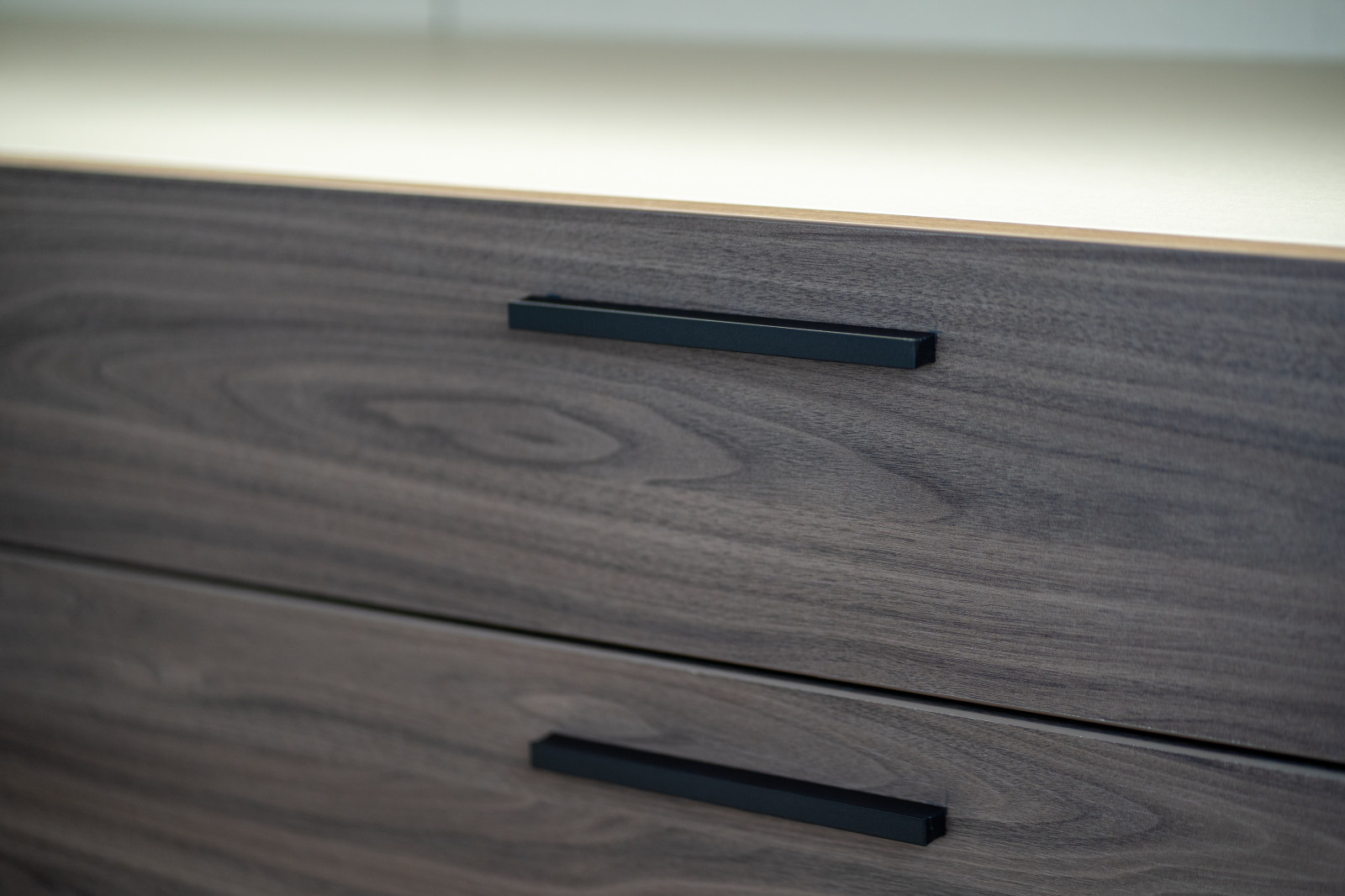 Выдвижные ящики raumplus с доводчиками