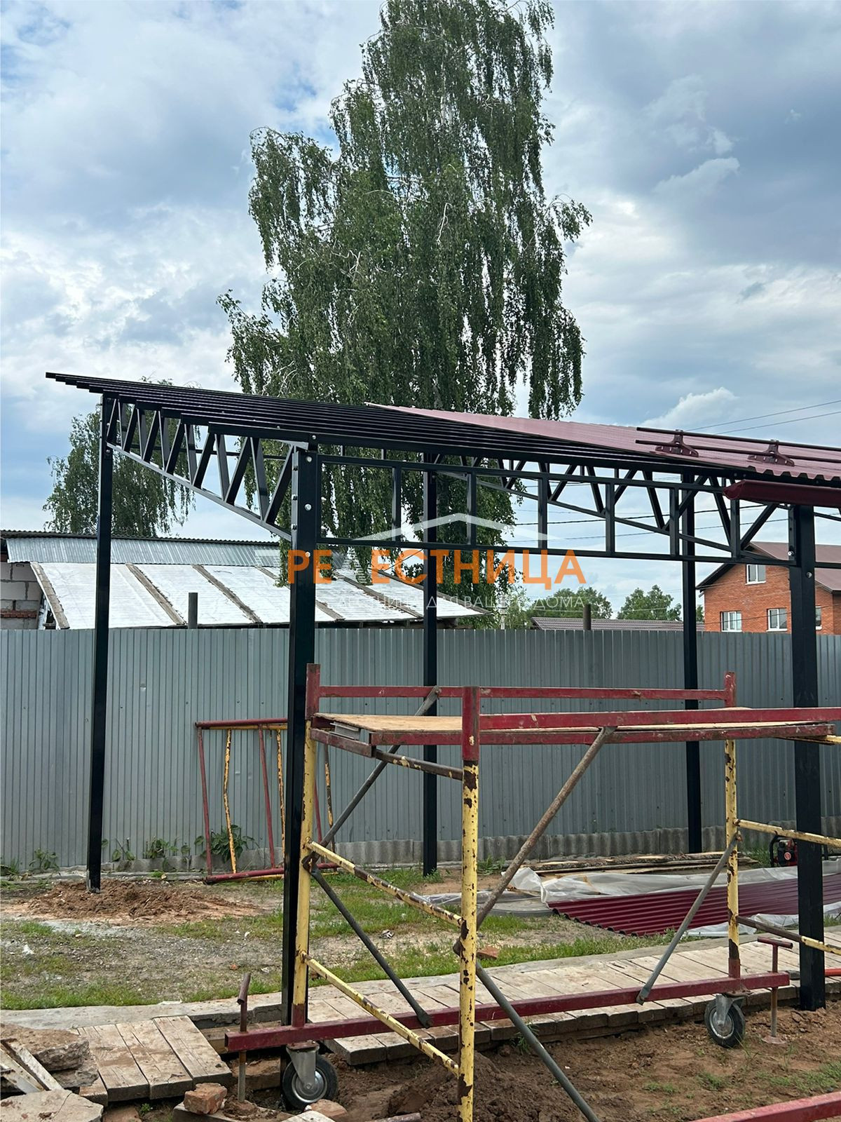 Навес для автомобиля в Ижевске