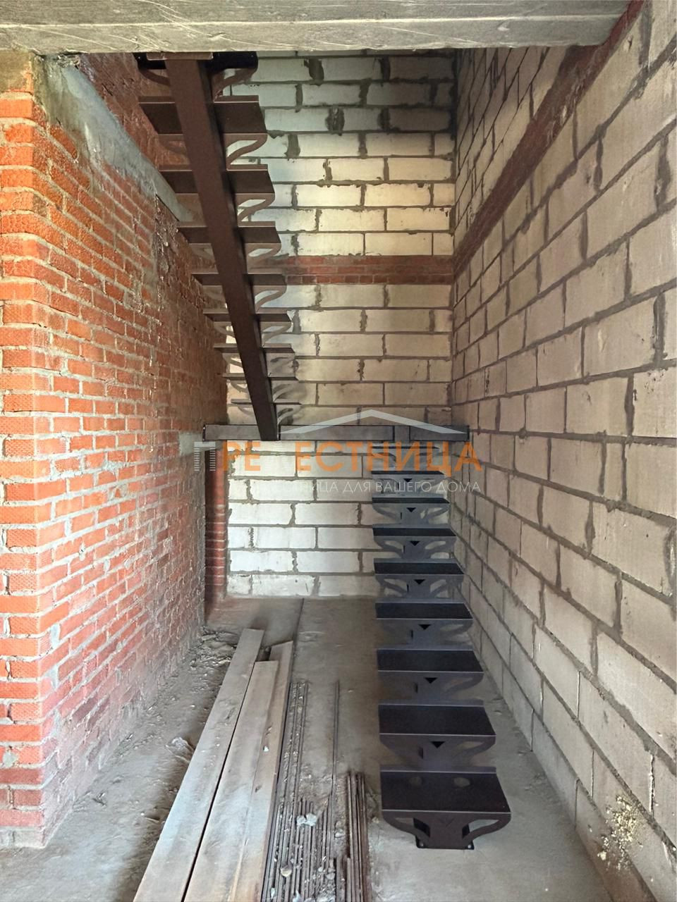 Каркас лестницы на центральном косоуре Ижевск