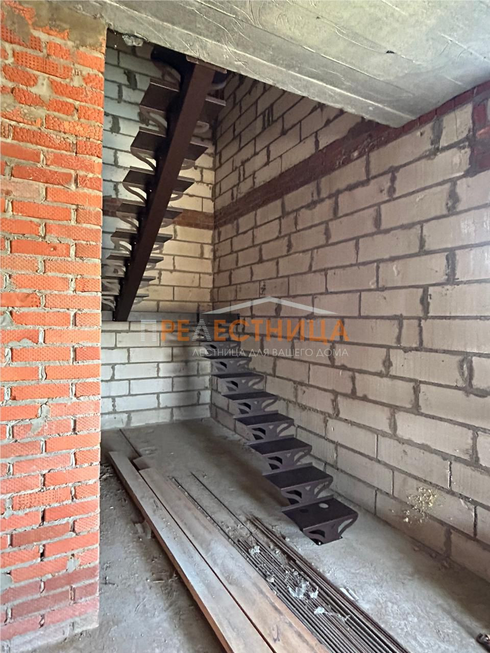 Каркас лестницы на центральном косоуре Ижевск