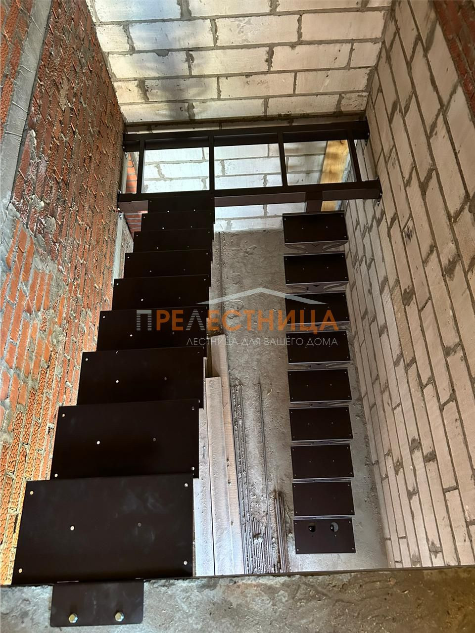 Каркас лестницы на центральном косоуре Ижевск