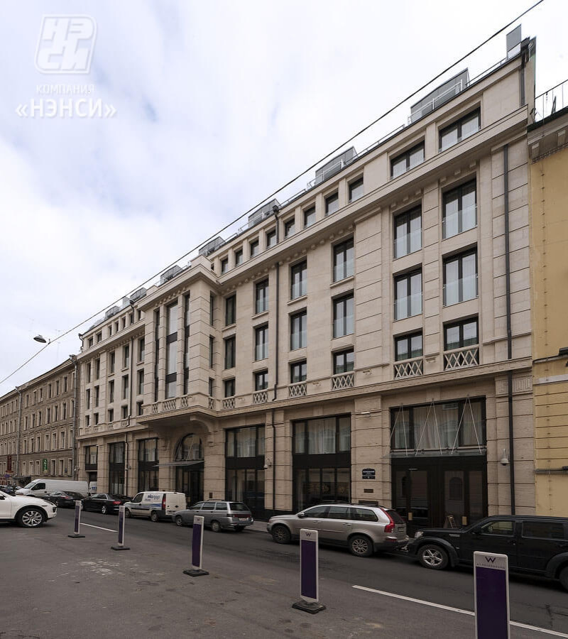 Фасад отеля Sofitel