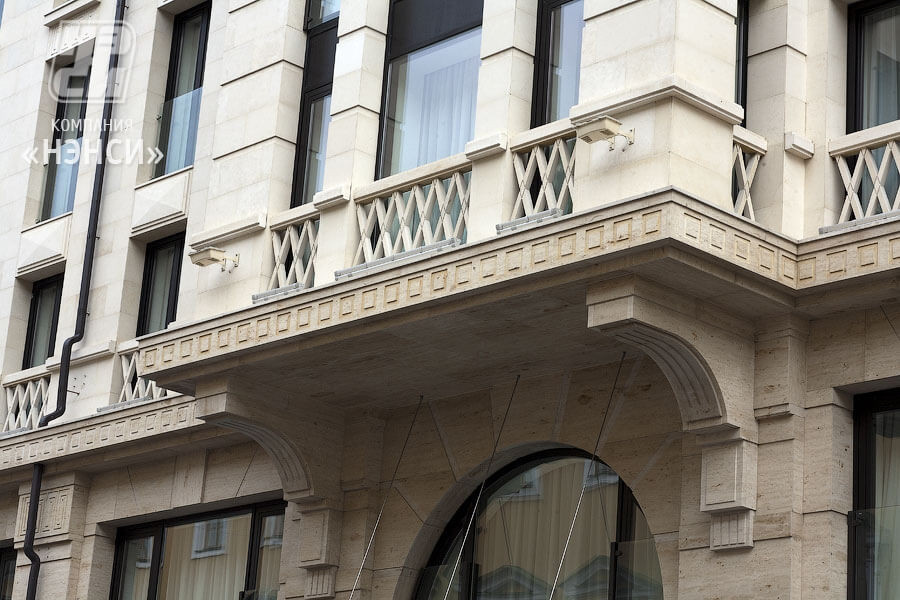 Фасад отеля Sofitel