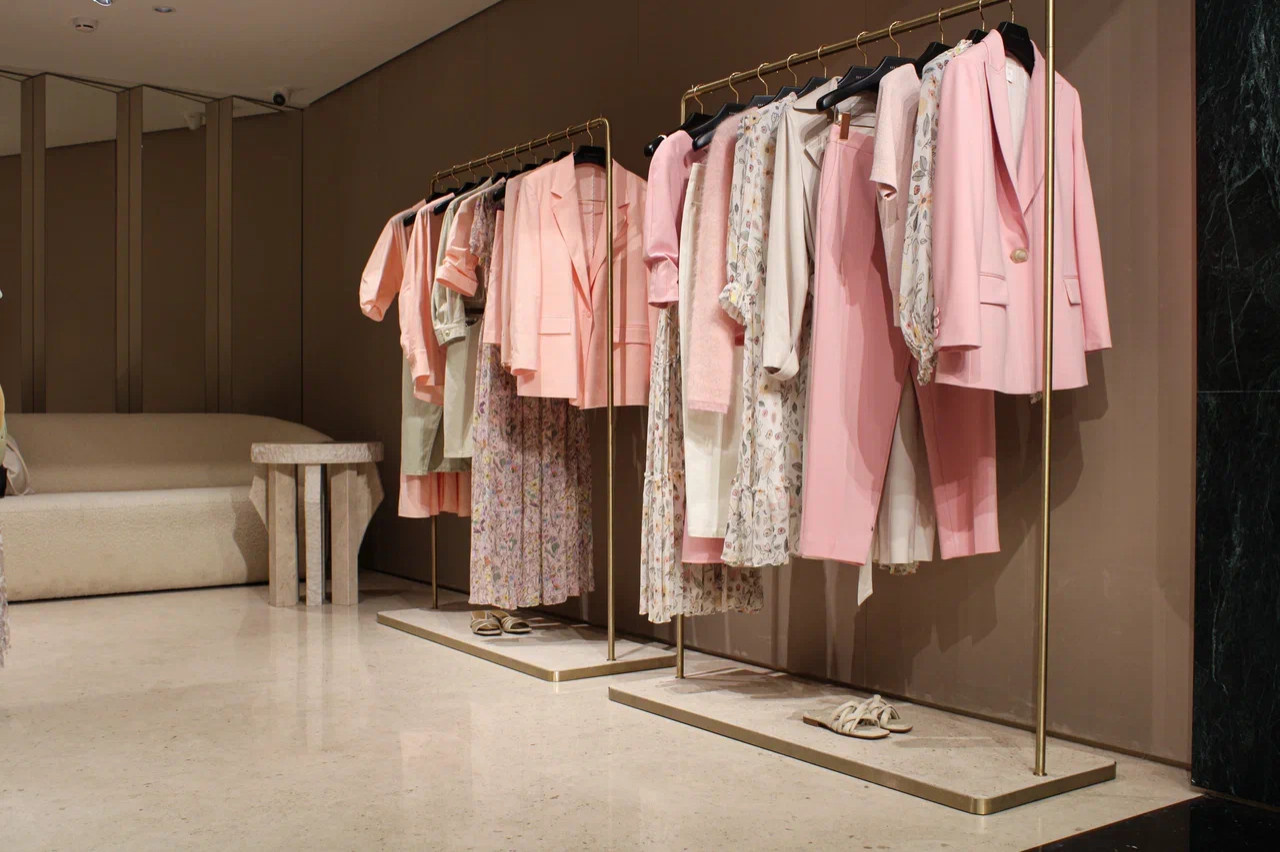 Обложка проекта: ELLASSAY ГУМ