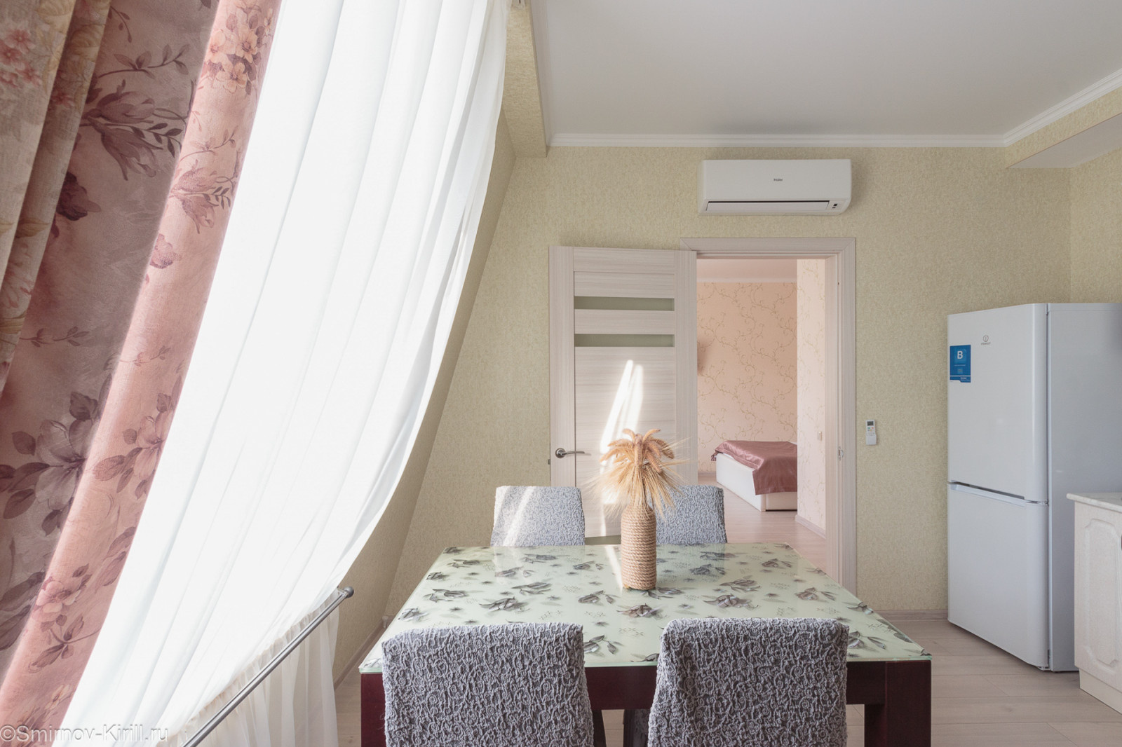 Интерьерная фотосъемка жилых квартир и гостиничных номеров