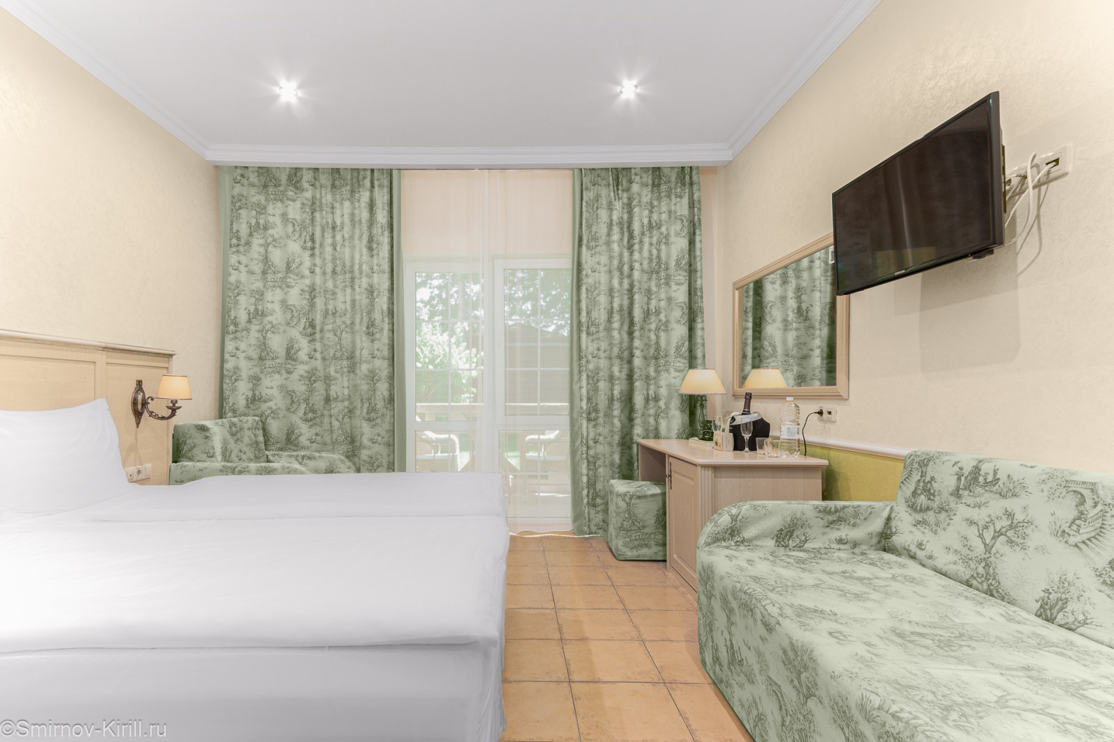 Интерьерная фотосъемка жилых квартир и гостиничных номеров