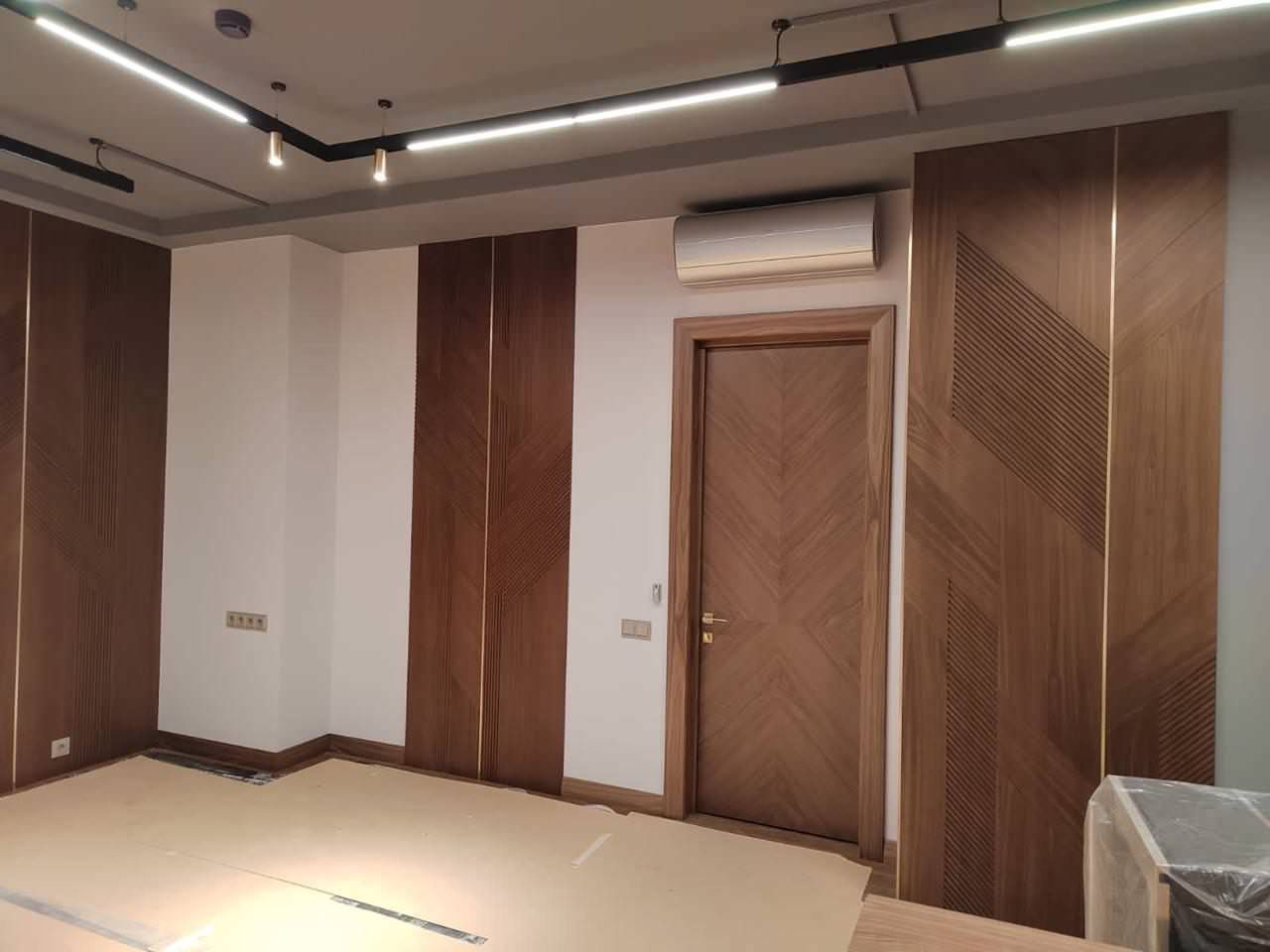 Стеновые панели в кабинете