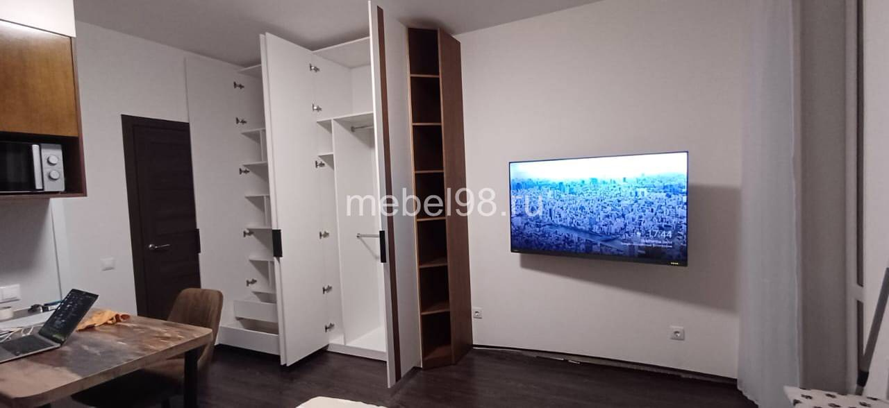 Обложка проекта: Мебель для квартиры студии