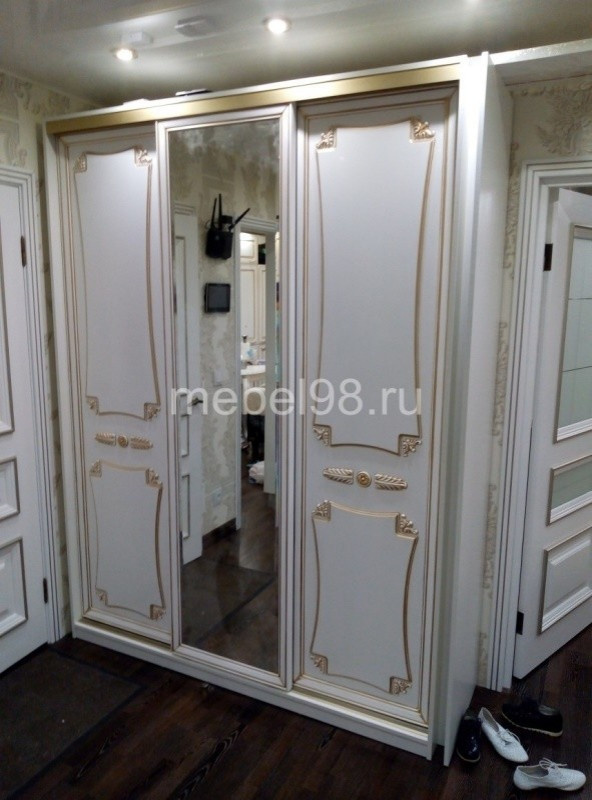 Мебель для прихожей - дворцовый стиль