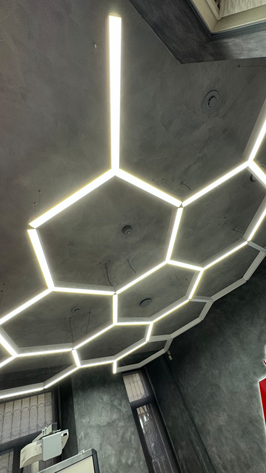 Реконструкция пресс-центра "Аргументы и факты на Неве", г. Санкт-Петербург.