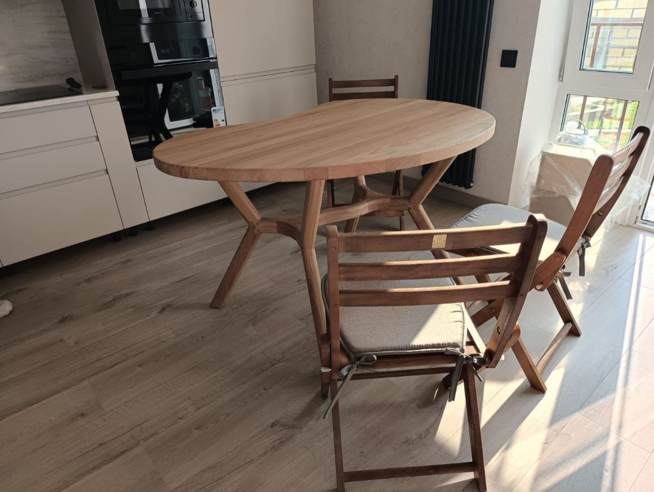 Стол из массива дуба