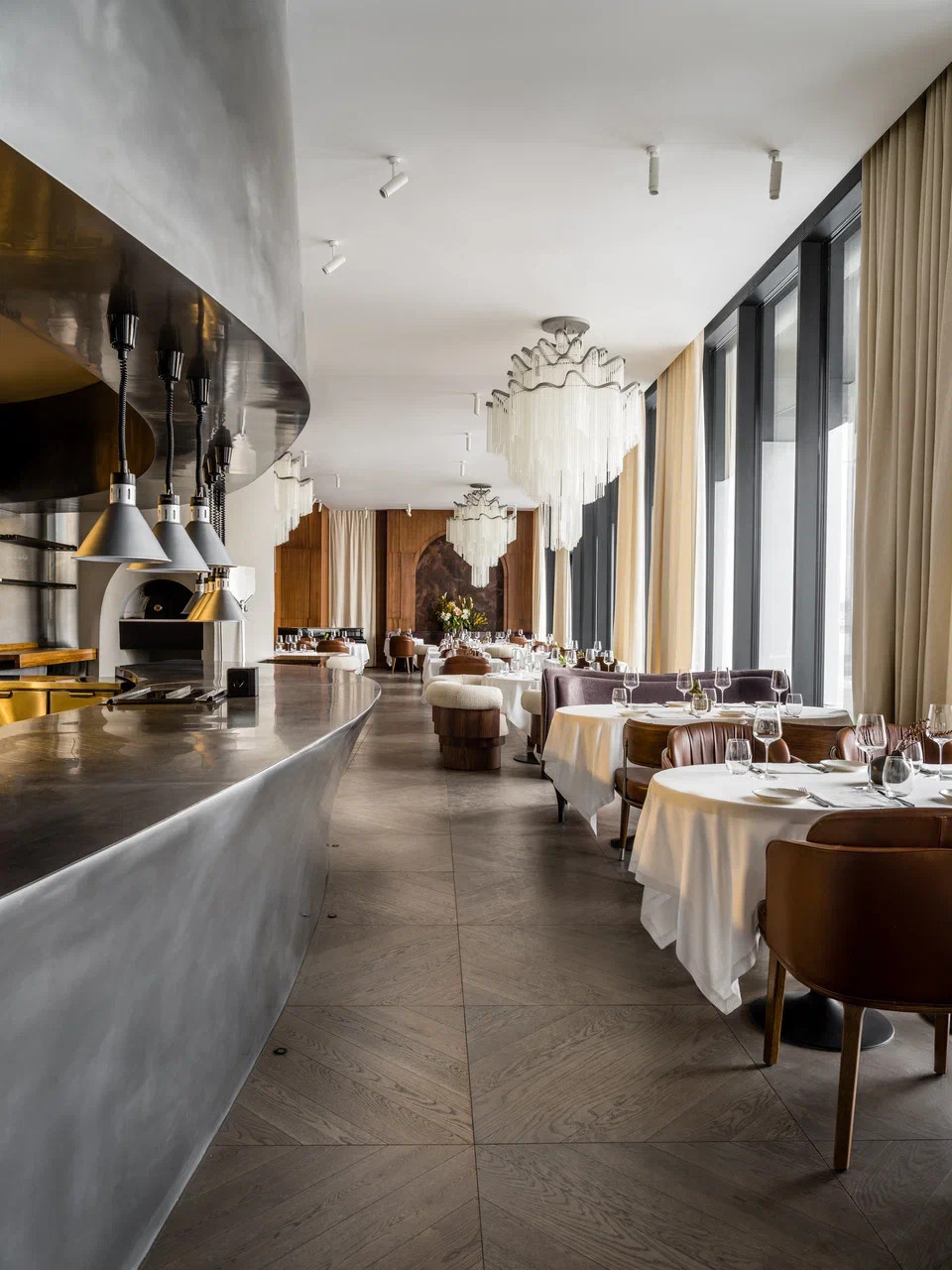 Oltremare – двухэтажный ресторан классической итальянской кухни