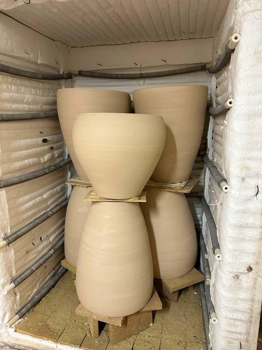 «Мятые» керамические горшки для охотничьего домика Николая 2