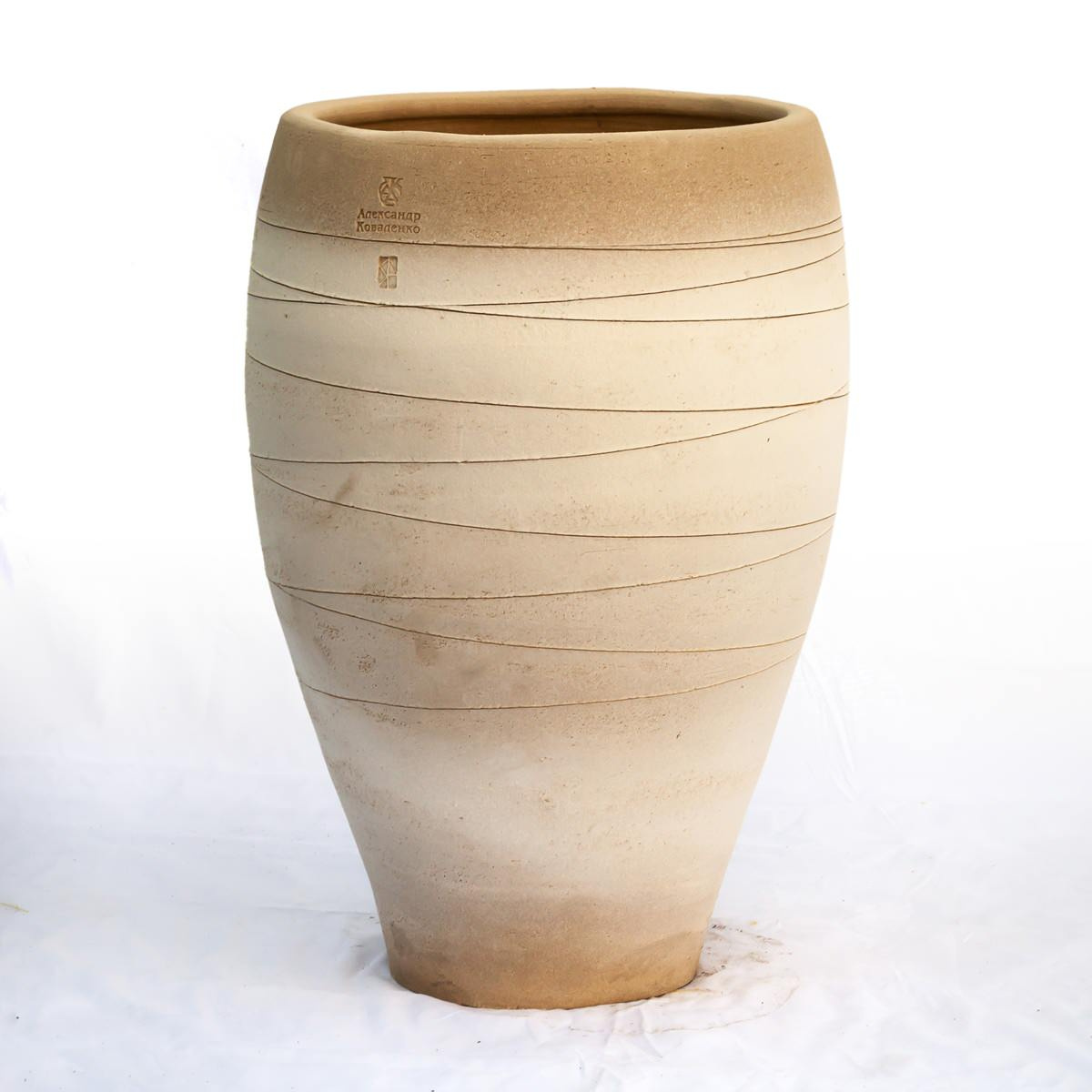 Горшки для офиса крупной строительной компании