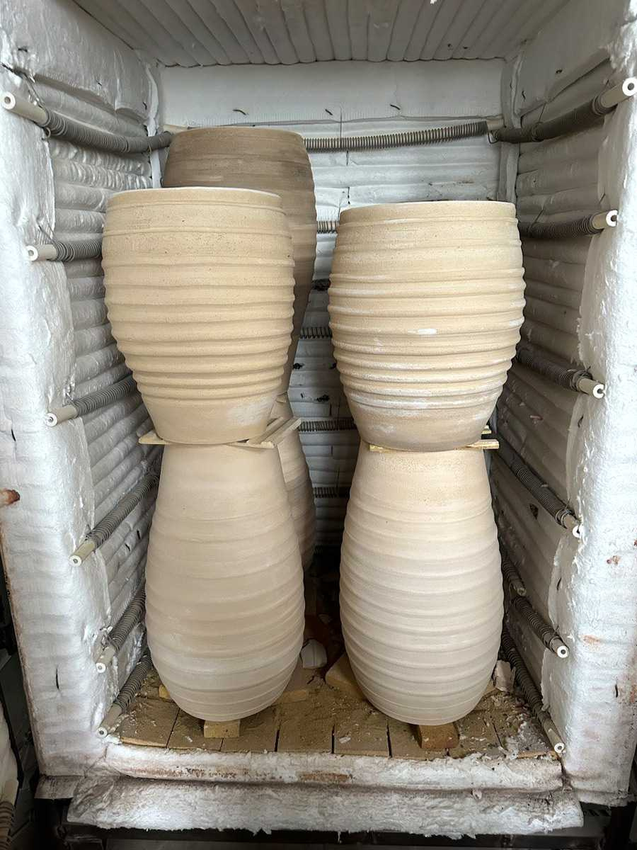 Горшки для офиса крупной строительной компании