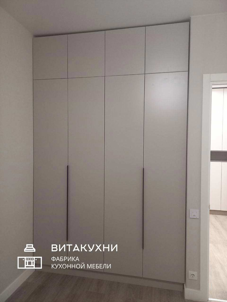 Распашный шкафы