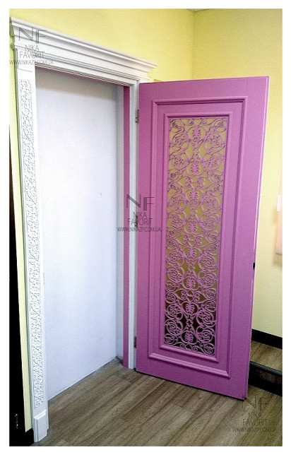 WOODEN MODERN DOORS WITH DECORS