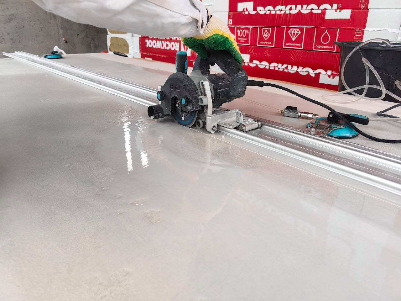 Укладка крупноформатного керамогранита КЕРЛИТ/KERLITE