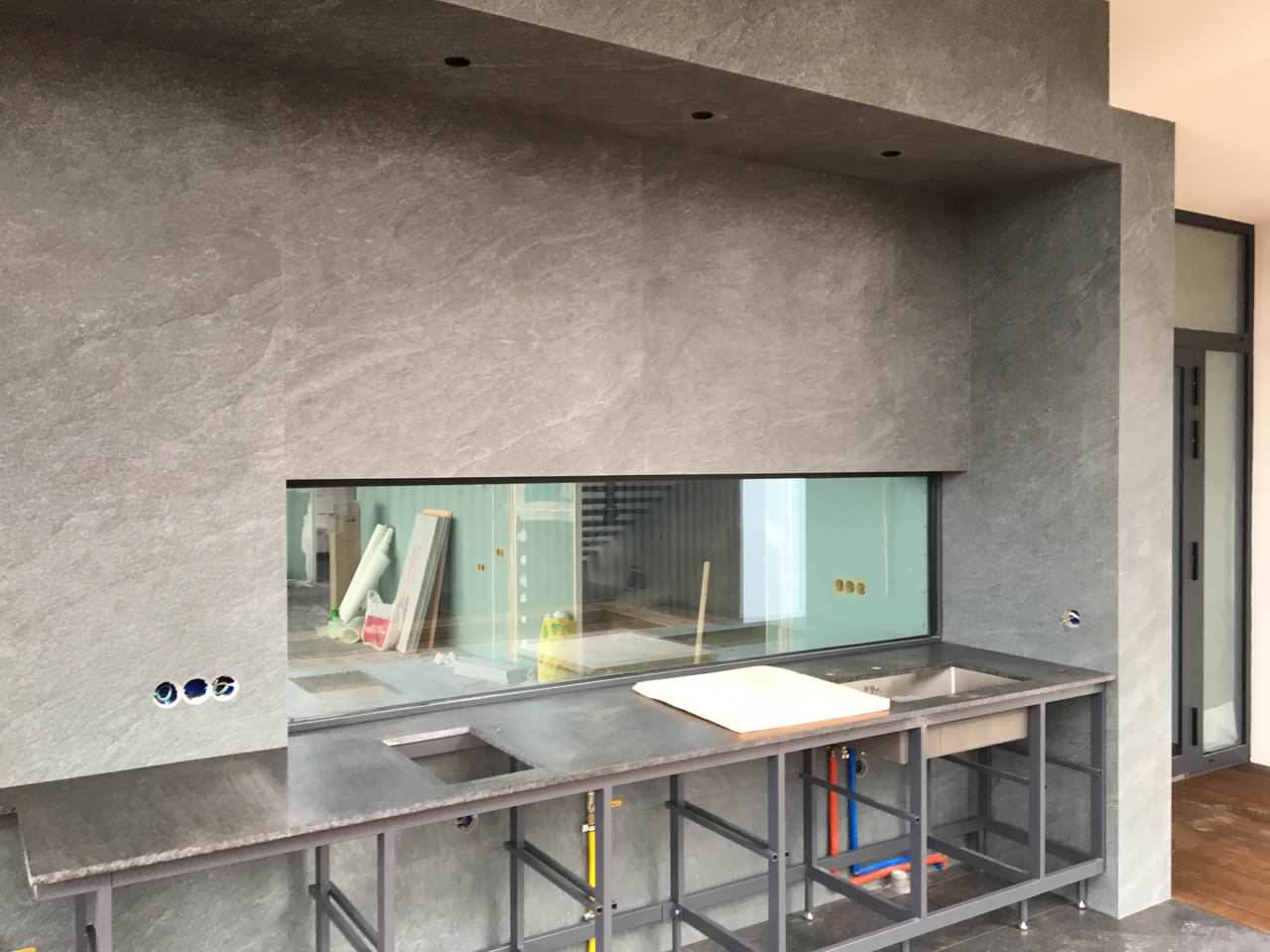 Укладка крупноформатного керамогранита КЕРЛИТ/KERLITE