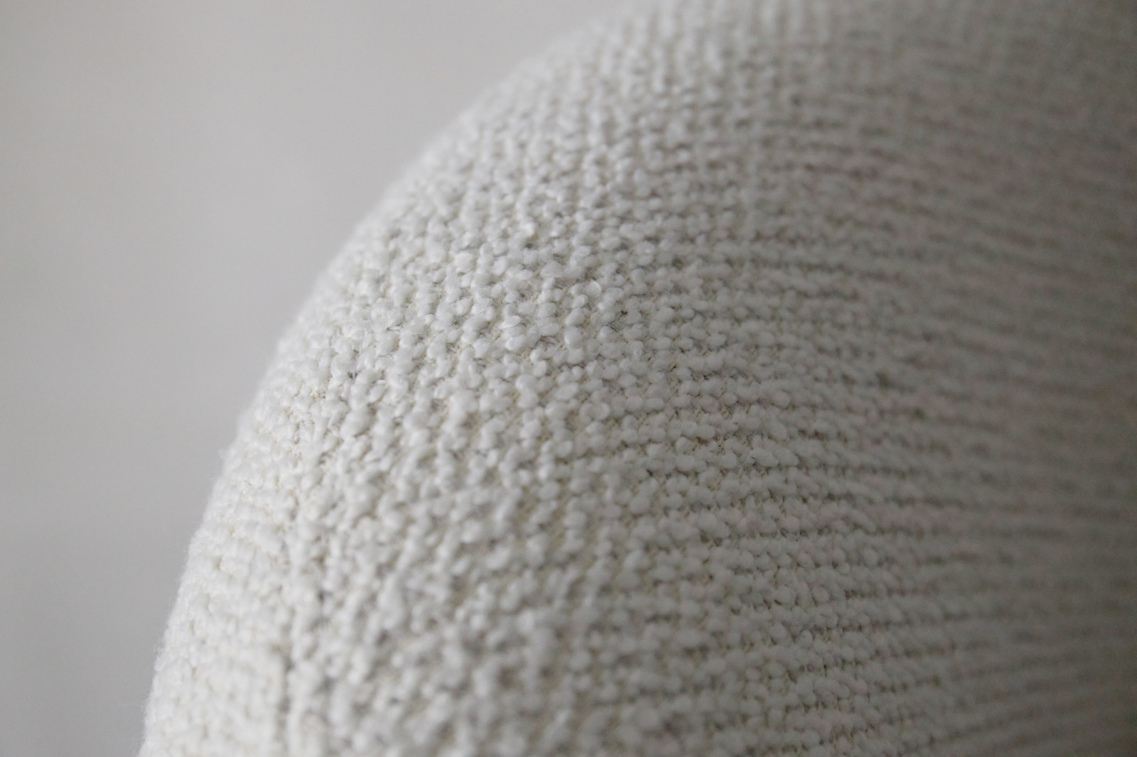 КВАРТИРА НА УЛ. «АКАДЕМИКА АНОХИНА», 60 м²