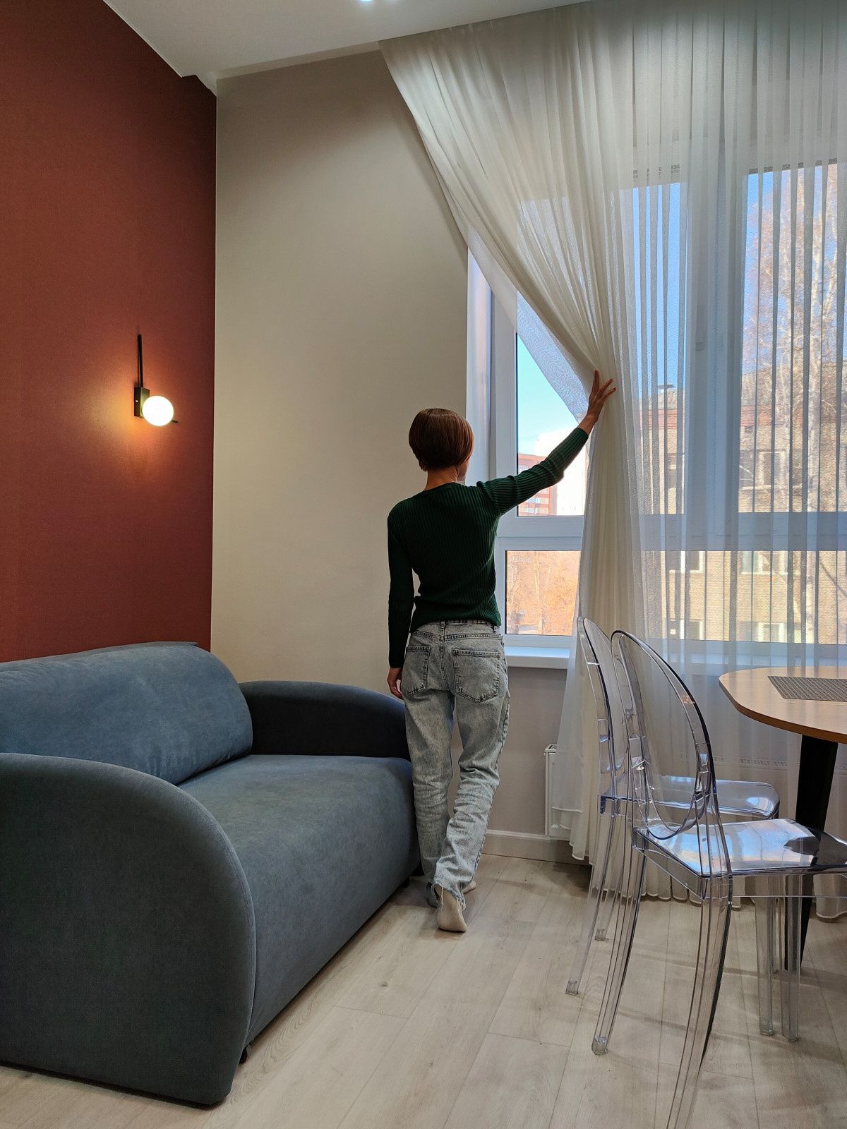 Маленькая, но яркая квартира студия