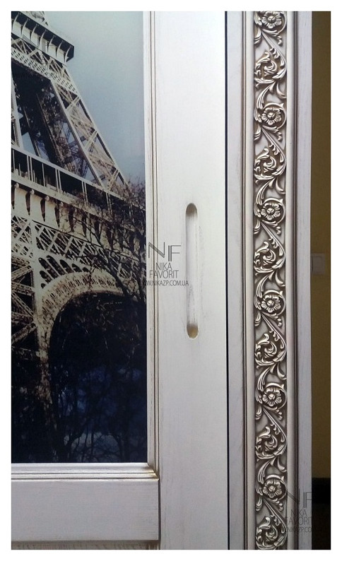 WOODEN SLIDING DOORS WARDROBE