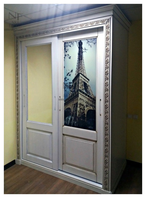 WOODEN SLIDING DOORS WARDROBE