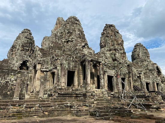 Обложка проекта: Angkor Wat Tour Preparation