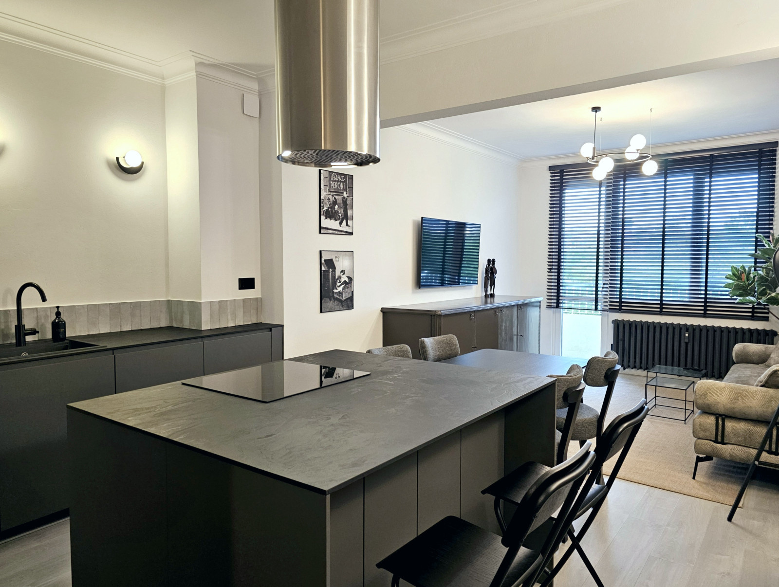 Kairis.Черно-белое кино