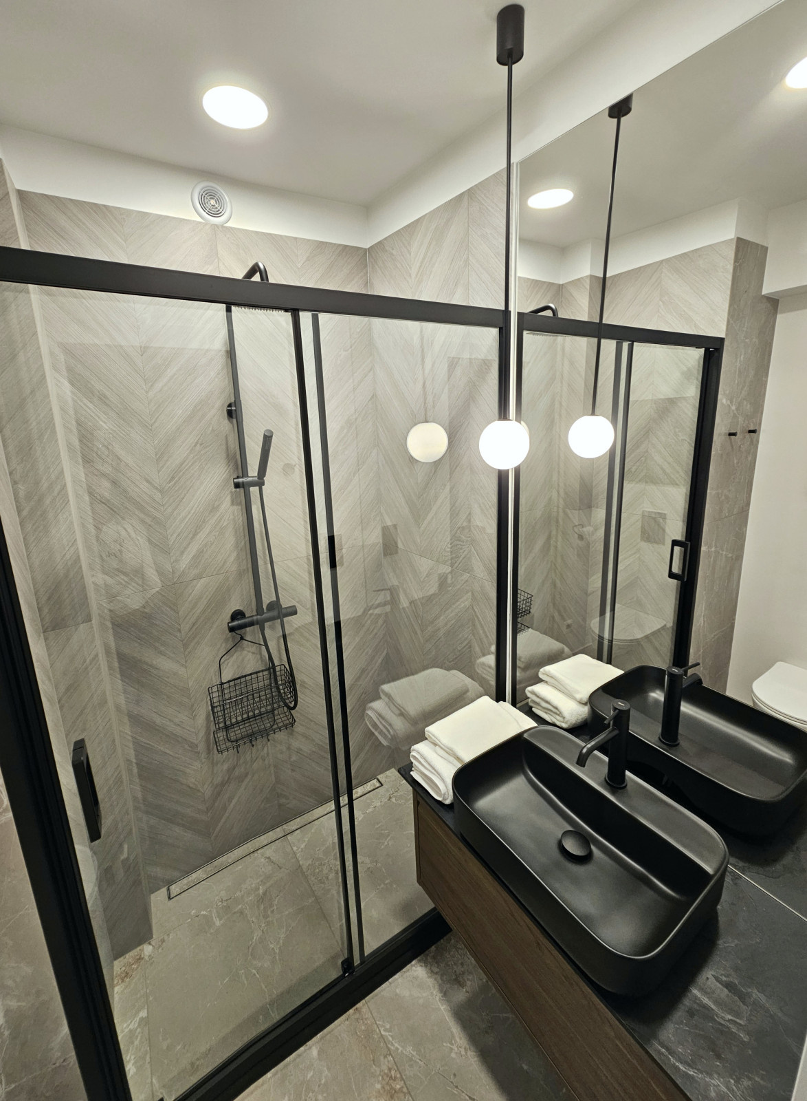 Kairis.Черно-белое кино