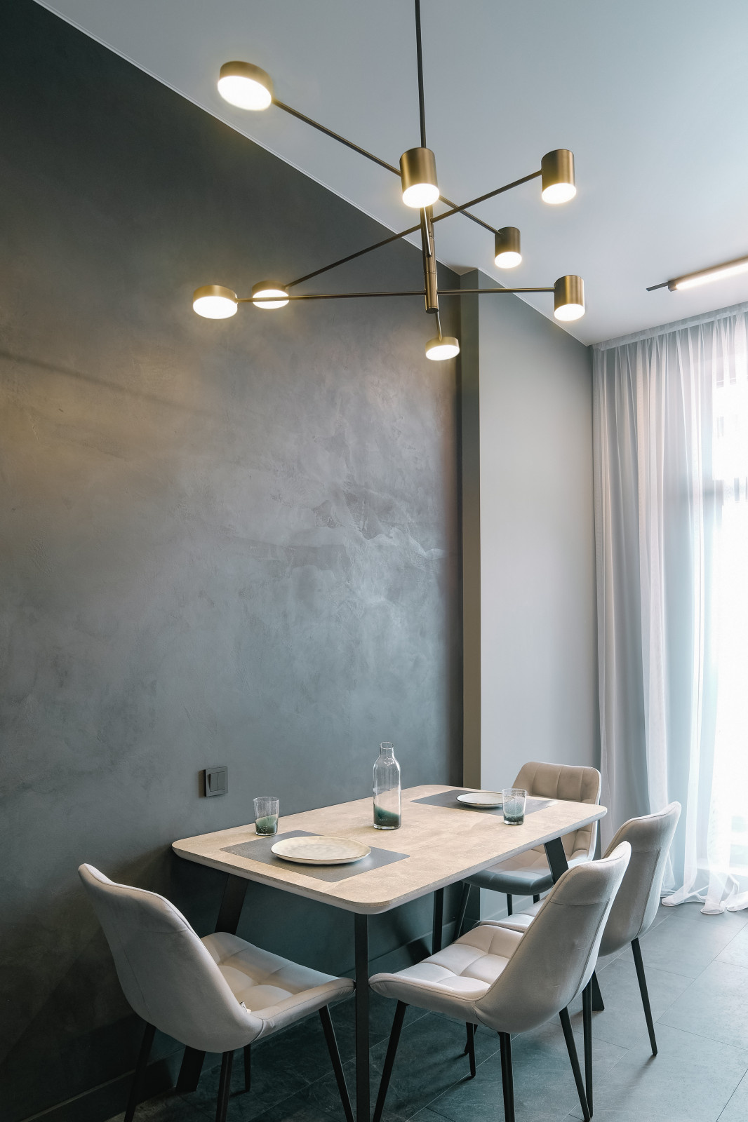 Двушка на набережной