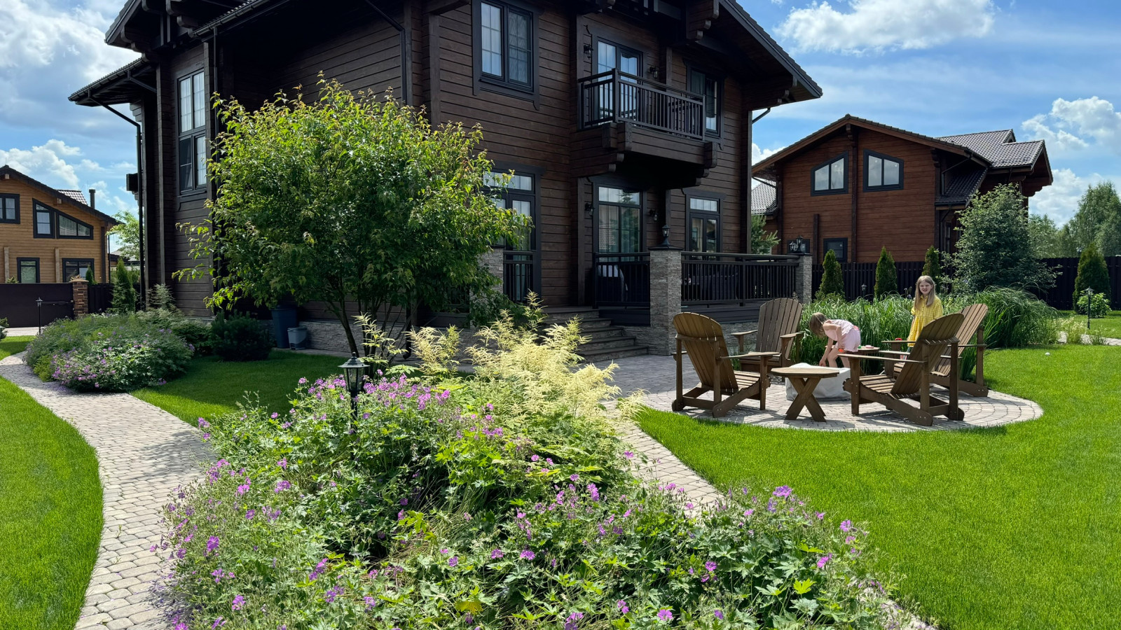 Участок для Дениса и Елены