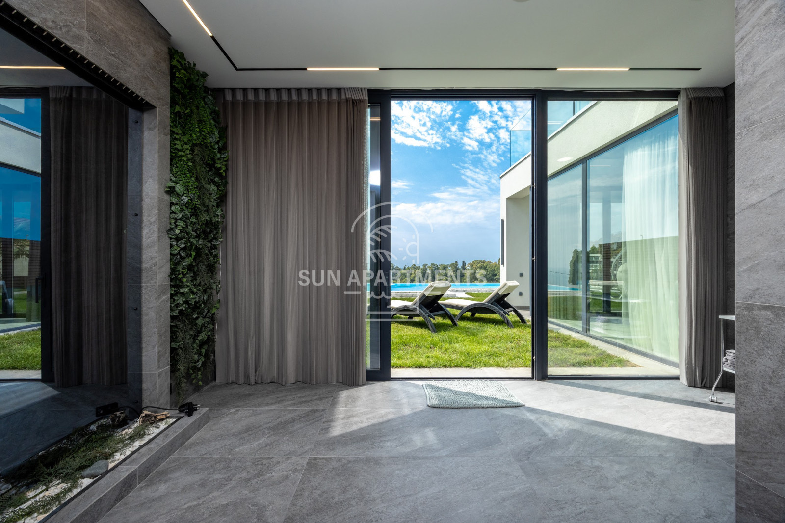 Реализация: Дом 600 м.кв в г.Сочи